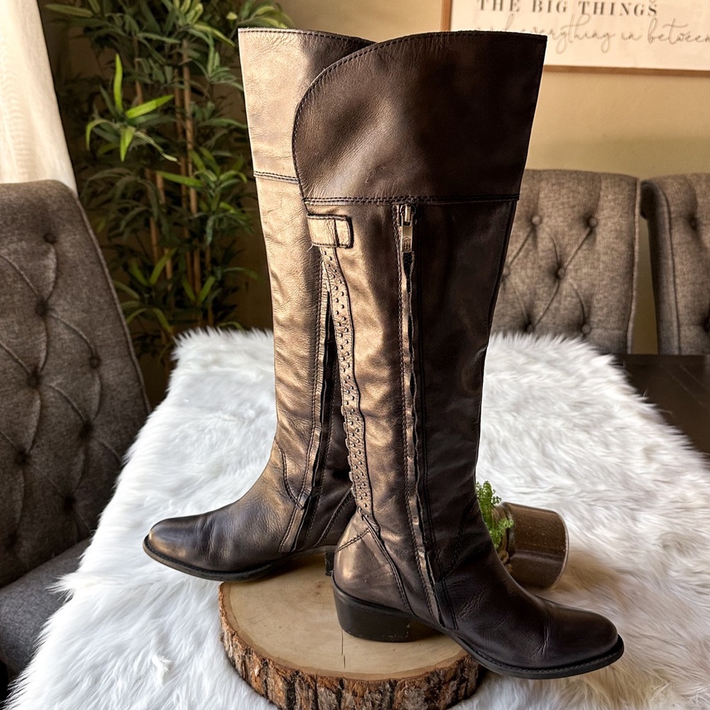 Vince Camuto Bollo Tall Black Leather Studded Riding Boots 8.5 - Picture 5 of 10
